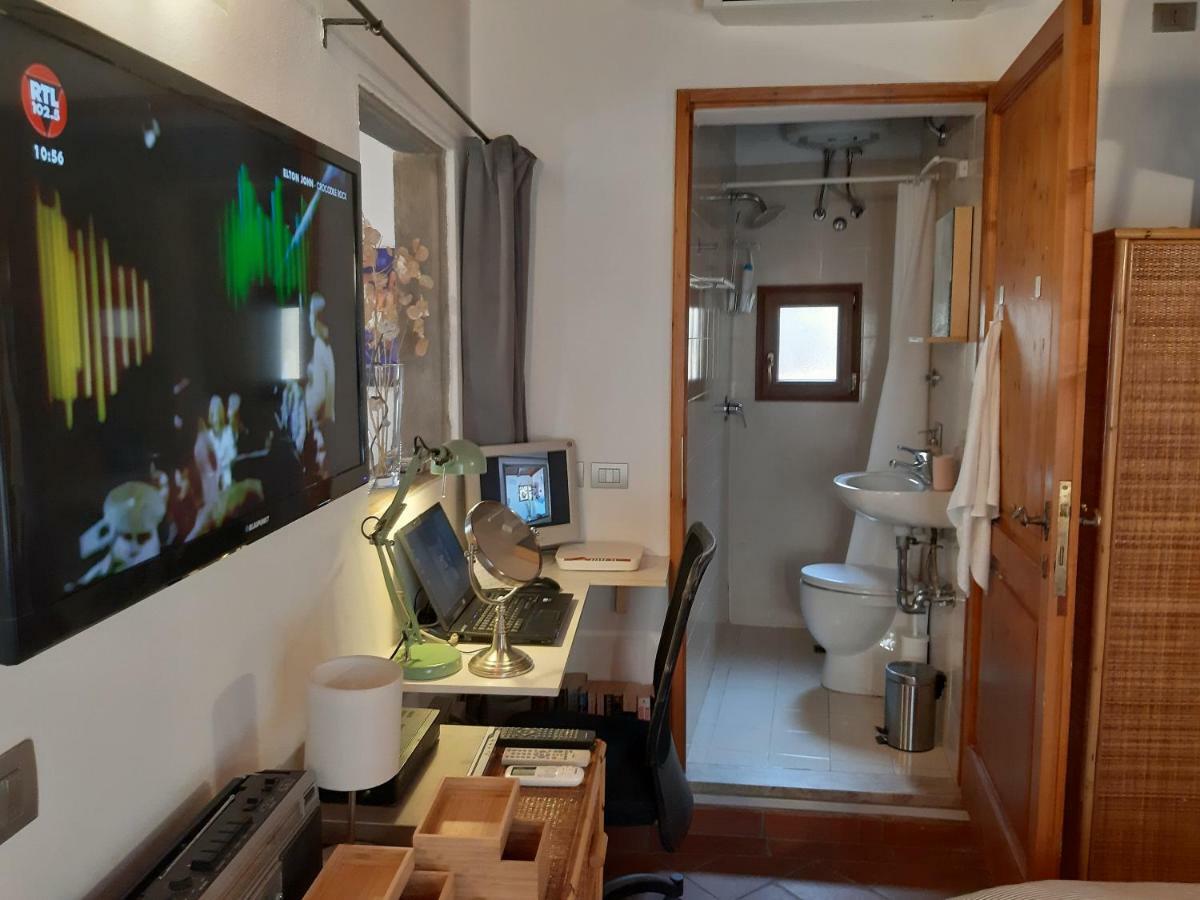 Porcellana Twenty-Six Florence Wi-Fi Apartment Exterior photo